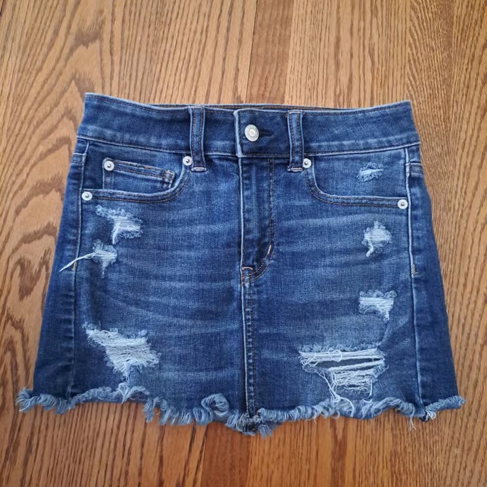 American Eagle Outfitters Denim Skirt Size 2 Deconstructed Frayed Shredded Skirt